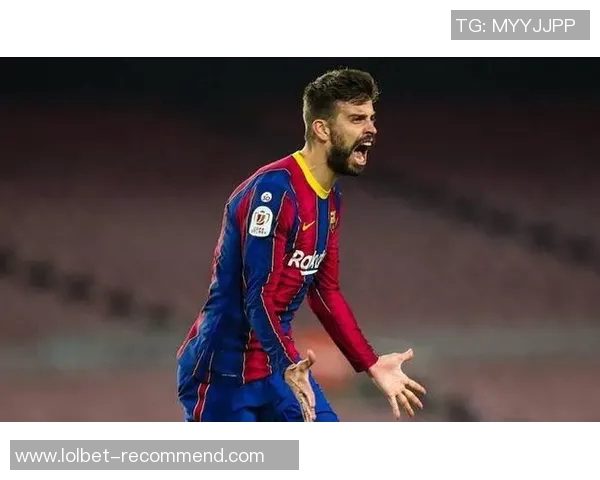 国王杯激战多特蒙德凭乌龙球险胜莱比锡引发争议判罚讨论