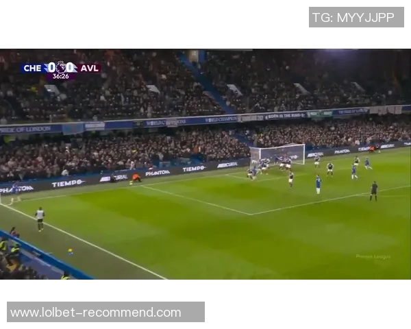 国王杯精彩对决里昂完胜切尔西绝杀瞬间引发全场狂欢分析数据背后的故事