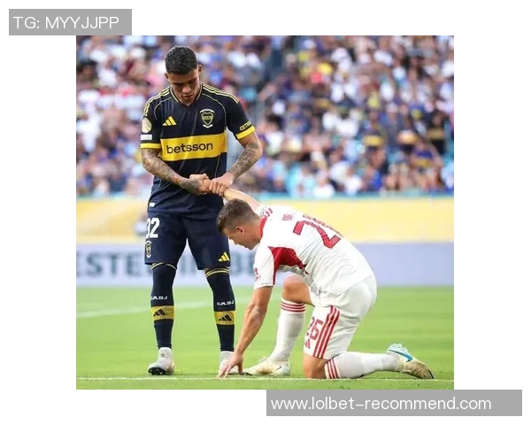 本菲卡大胜尤文图斯5-1红牌事件引发全场热议与惊叹