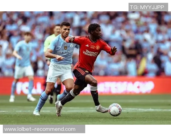 足总杯激战曼联绝杀那不勒斯全场沸腾数据解析精彩瞬间 足总杯激战曼联绝杀那不勒斯全场沸腾数据解析精彩瞬间