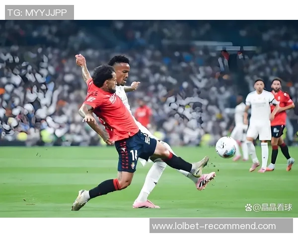 西甲精彩对决里昂豪取三球大胜莱比锡引爆全场热情